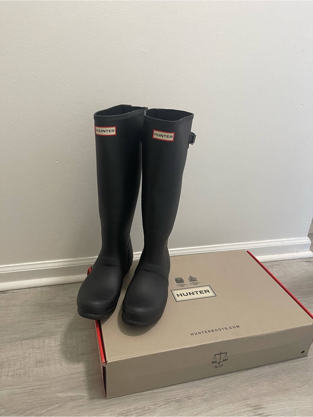 Hunter Tall Matte Black Women's Rain Boots